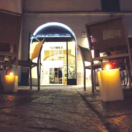 Avenue Boutique Como