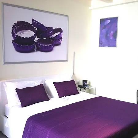 Avenue Boutique 4*