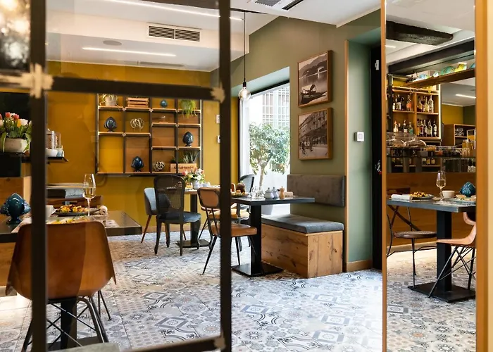 فندق Avenue Boutique 4*