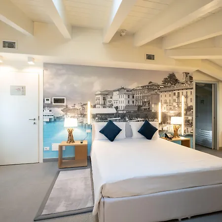 Hotel Avenue 4*